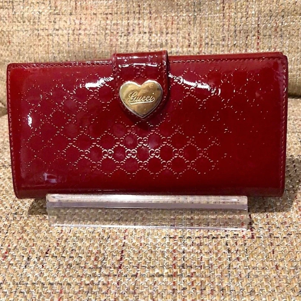 GUCCI GUCCISSMA Wine Patent Leather Continental Bifold Wallet Gold Heart Lock - Picture 1 of 17